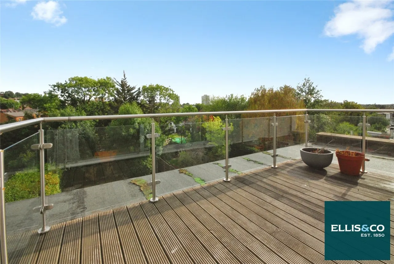 The Vale, Golders Green, NW11, photo 2