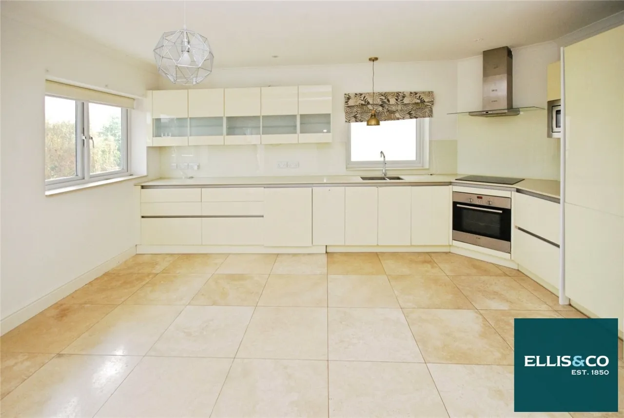 The Vale, Golders Green, NW11, photo 4