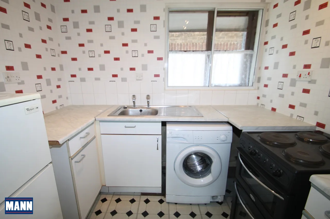 Barnard Court, Dartford, DA2, photo 4