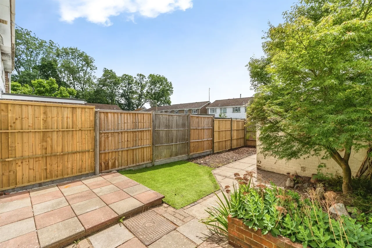 Norris Close, Romsey, photo 8