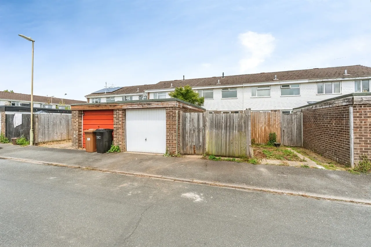 Norris Close, Romsey, photo 10