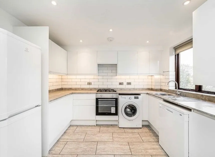 Nether Street, North Finchley, N12, photo 3