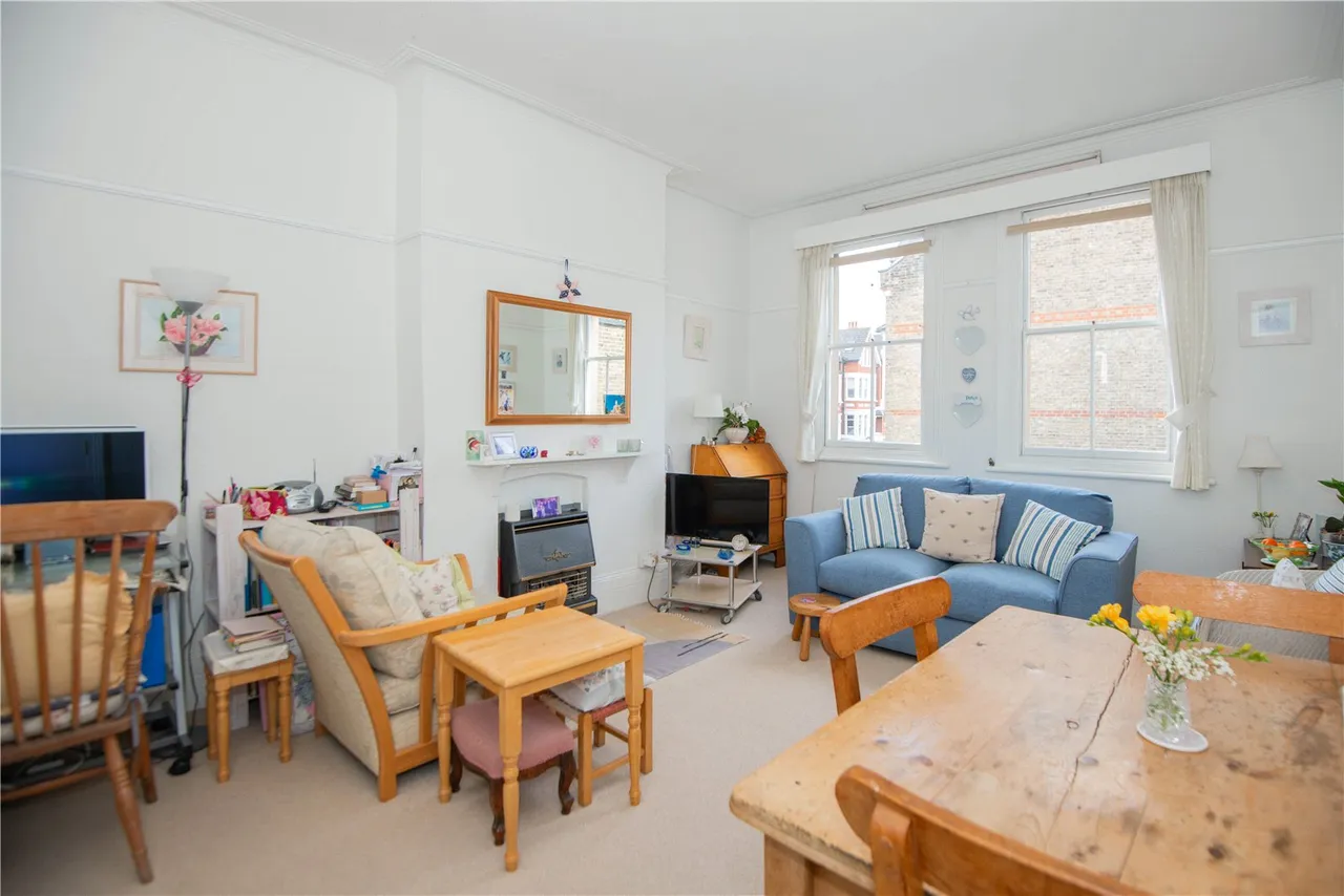 Onslow Road, Richmond, TW10, photo 2