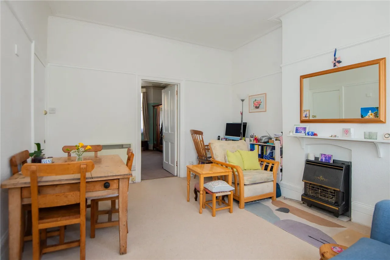 Onslow Road, Richmond, TW10, photo 3