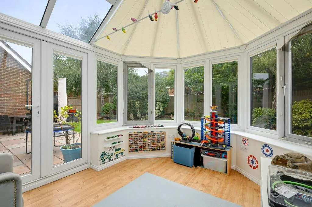 Stirling Close, Sidcup, DA14, photo 6