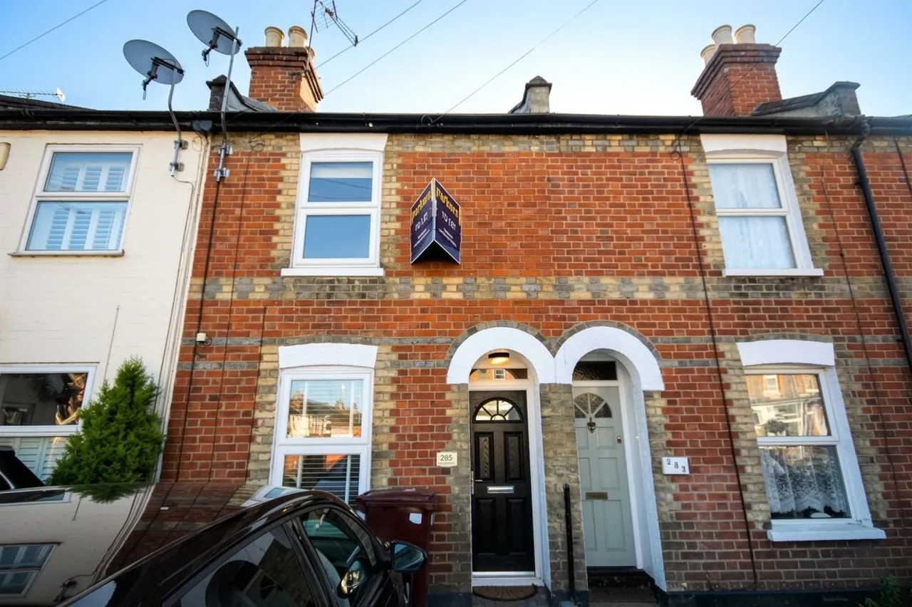 Gosbrook Road, Caversham, RG4, photo 2