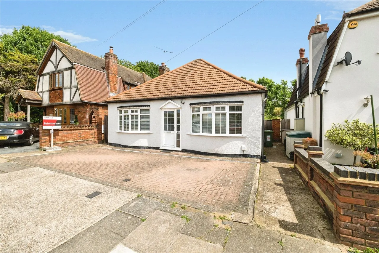 Hill Crescent, Hornchurch, RM11, photo 3