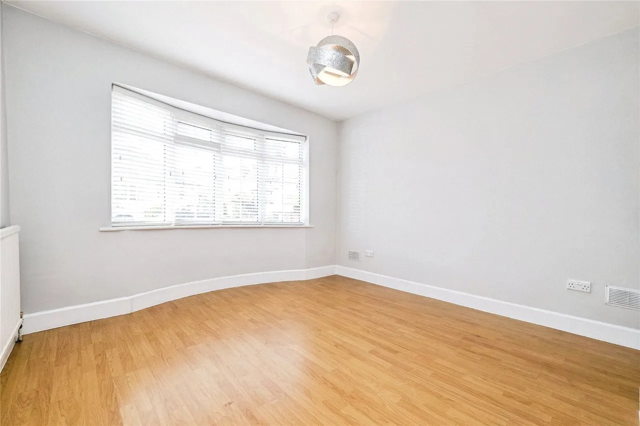 Hill Crescent, Hornchurch, RM11, photo 15