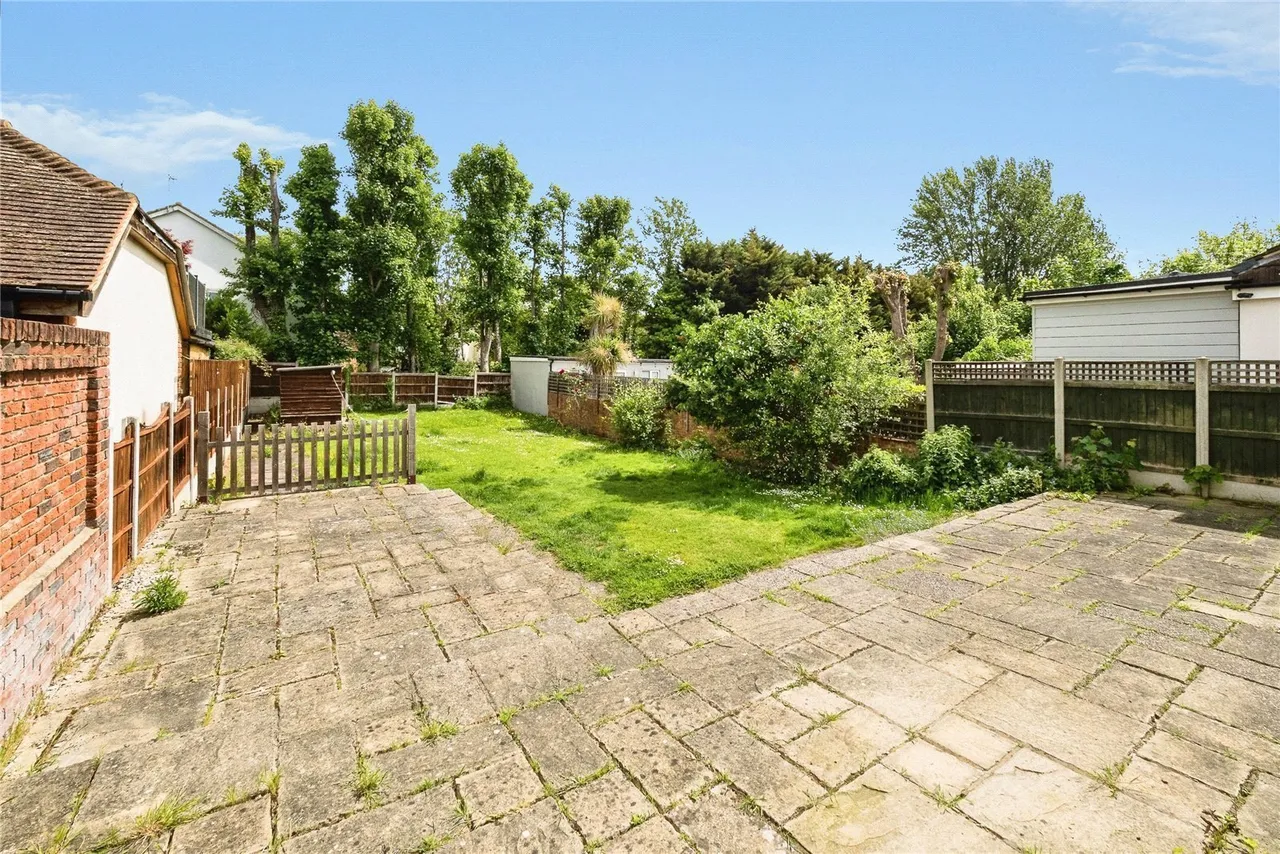 Hill Crescent, Hornchurch, RM11, photo 4