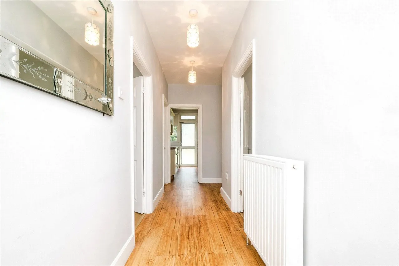 Hill Crescent, Hornchurch, RM11, photo 14