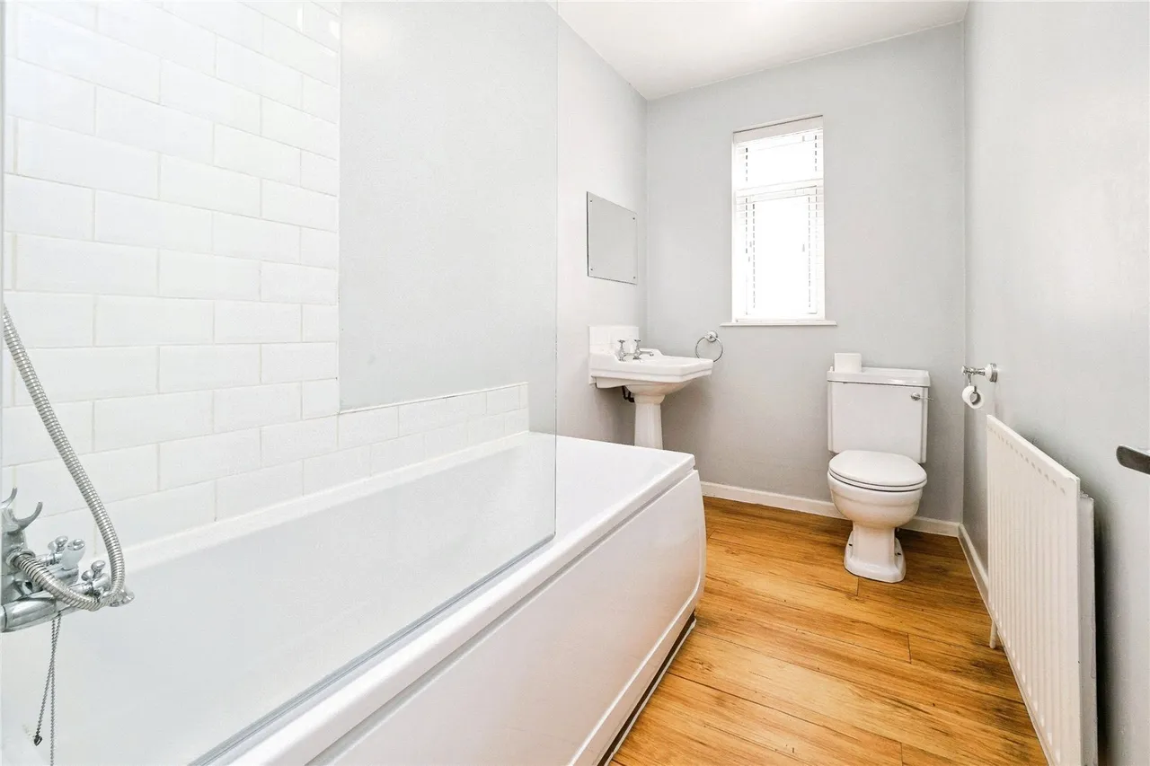 Hill Crescent, Hornchurch, RM11, photo 12