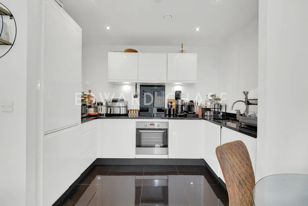 Clarence Avenue, Ilford, IG2, photo 6