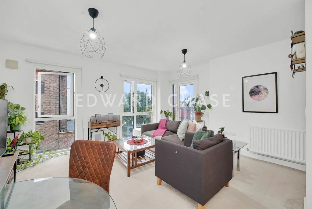 Clarence Avenue, Ilford, IG2, photo 4