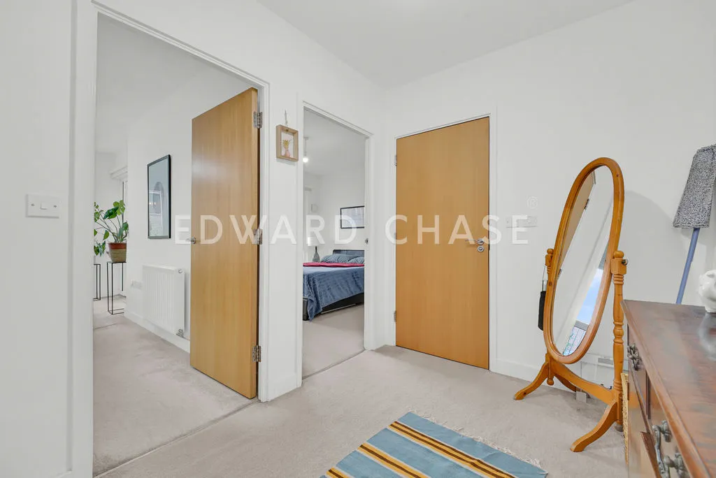 Clarence Avenue, Ilford, IG2, photo 8