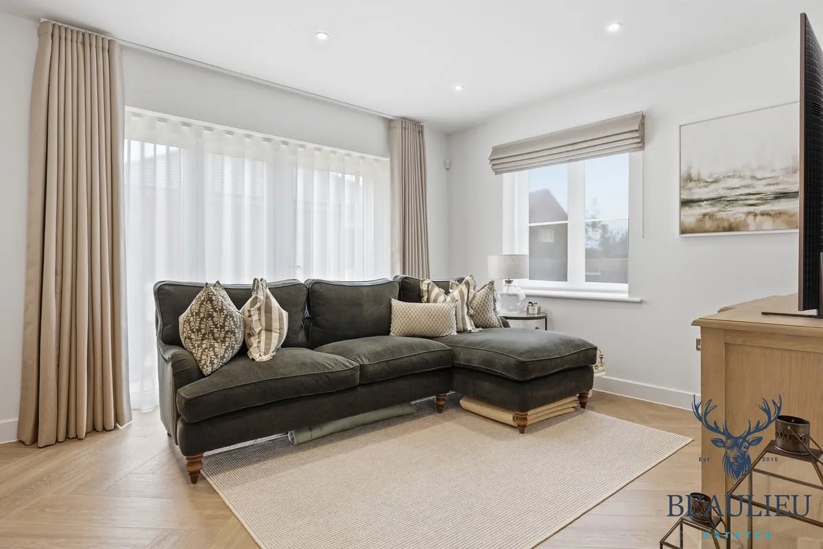 Azalea Mews, Felsted, CM6 3YW, photo 8