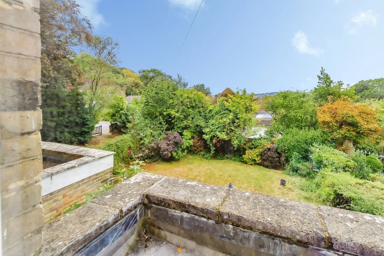 Hoads Wood Road, Hastings, TN34, photo 19