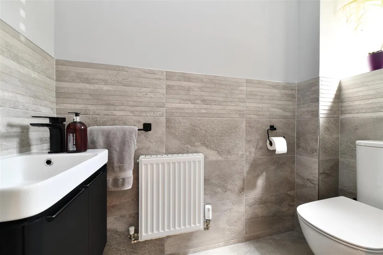 Mendip Way, Stevenage, Herts, SG1 6GX, photo 11