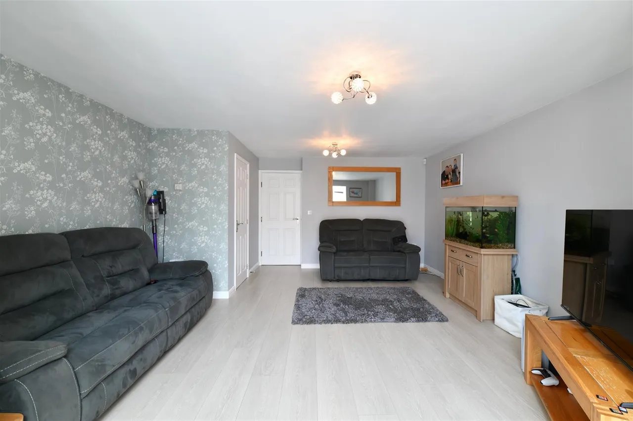 Mendip Way, Stevenage, Herts, SG1 6GX, photo 13