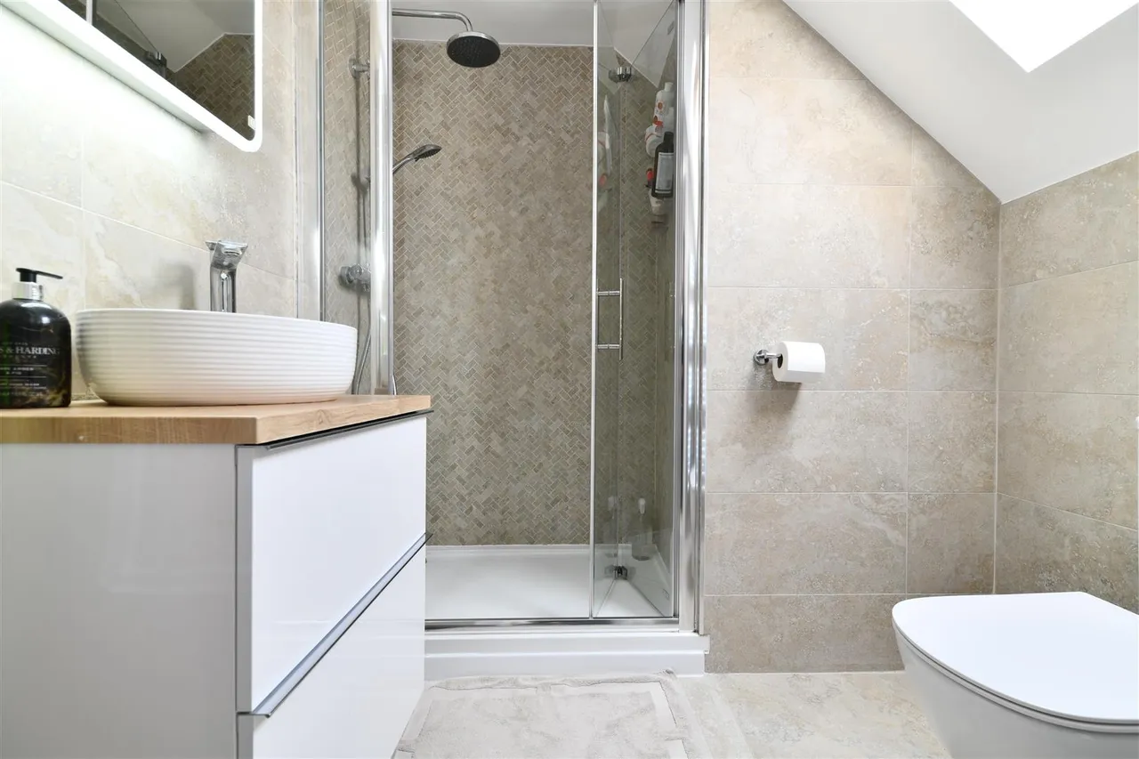 Mendip Way, Stevenage, Herts, SG1 6GX, photo 6