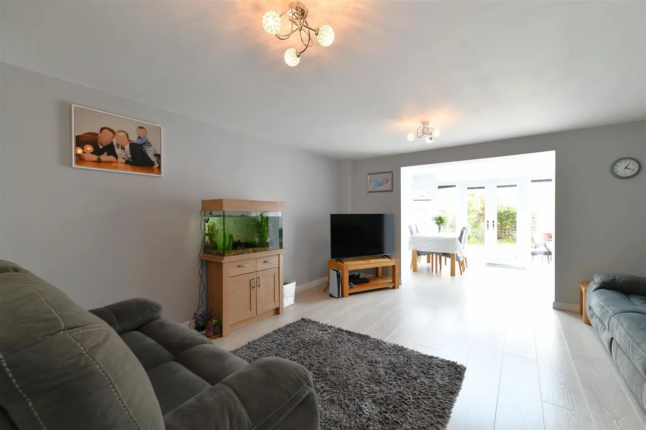 Mendip Way, Stevenage, Herts, SG1 6GX, photo 4