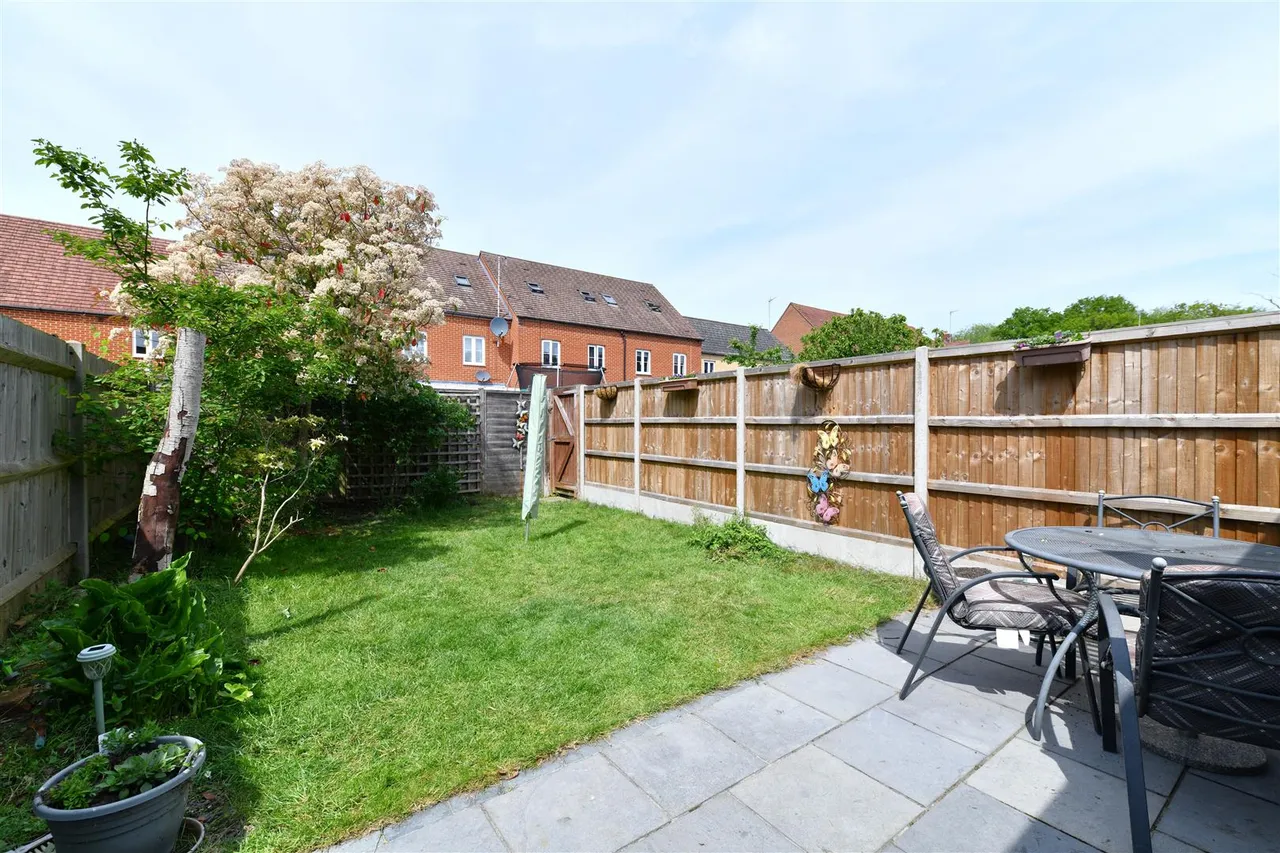 Mendip Way, Stevenage, Herts, SG1 6GX, photo 9