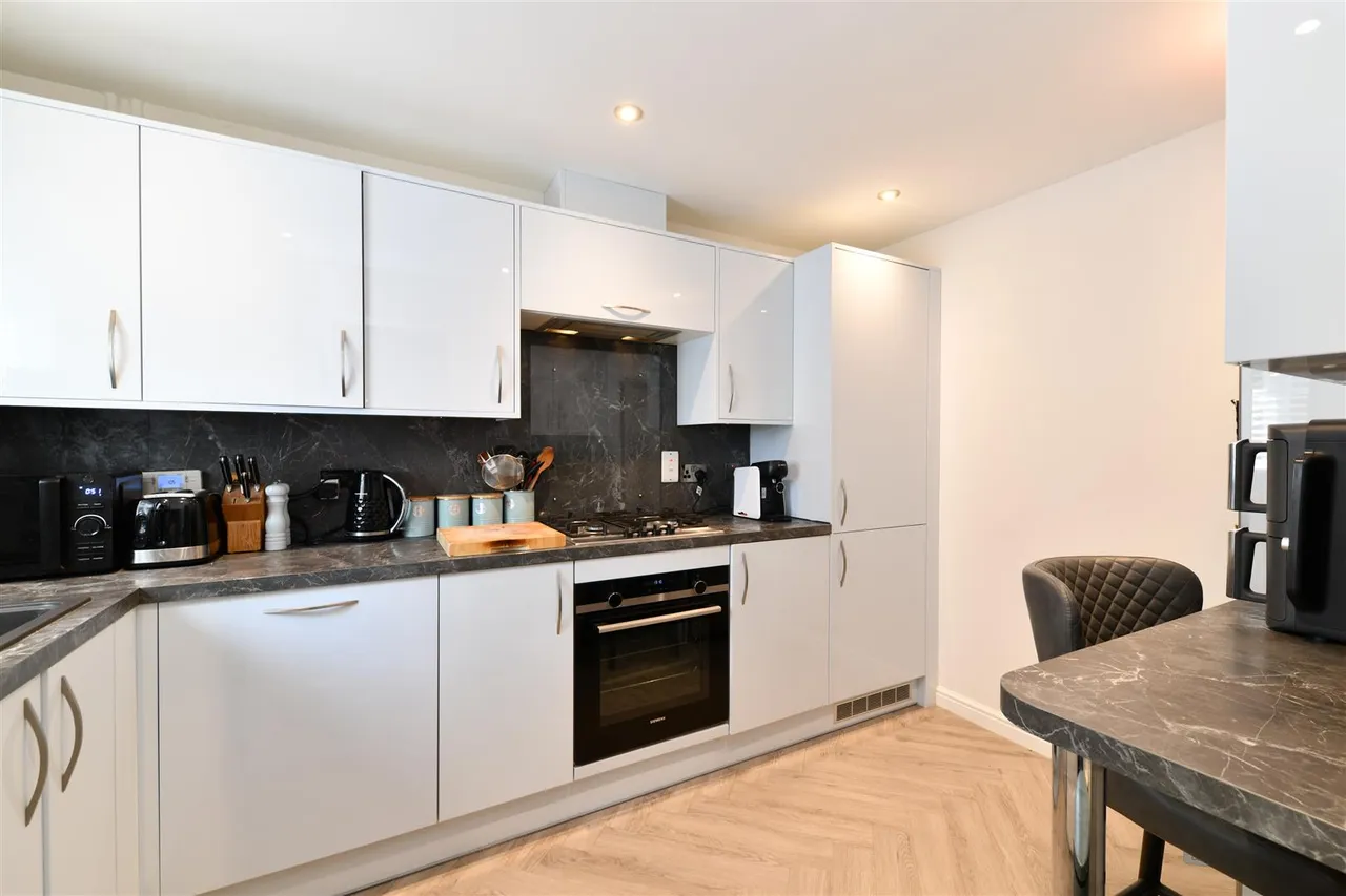 Mendip Way, Stevenage, Herts, SG1 6GX, photo 12