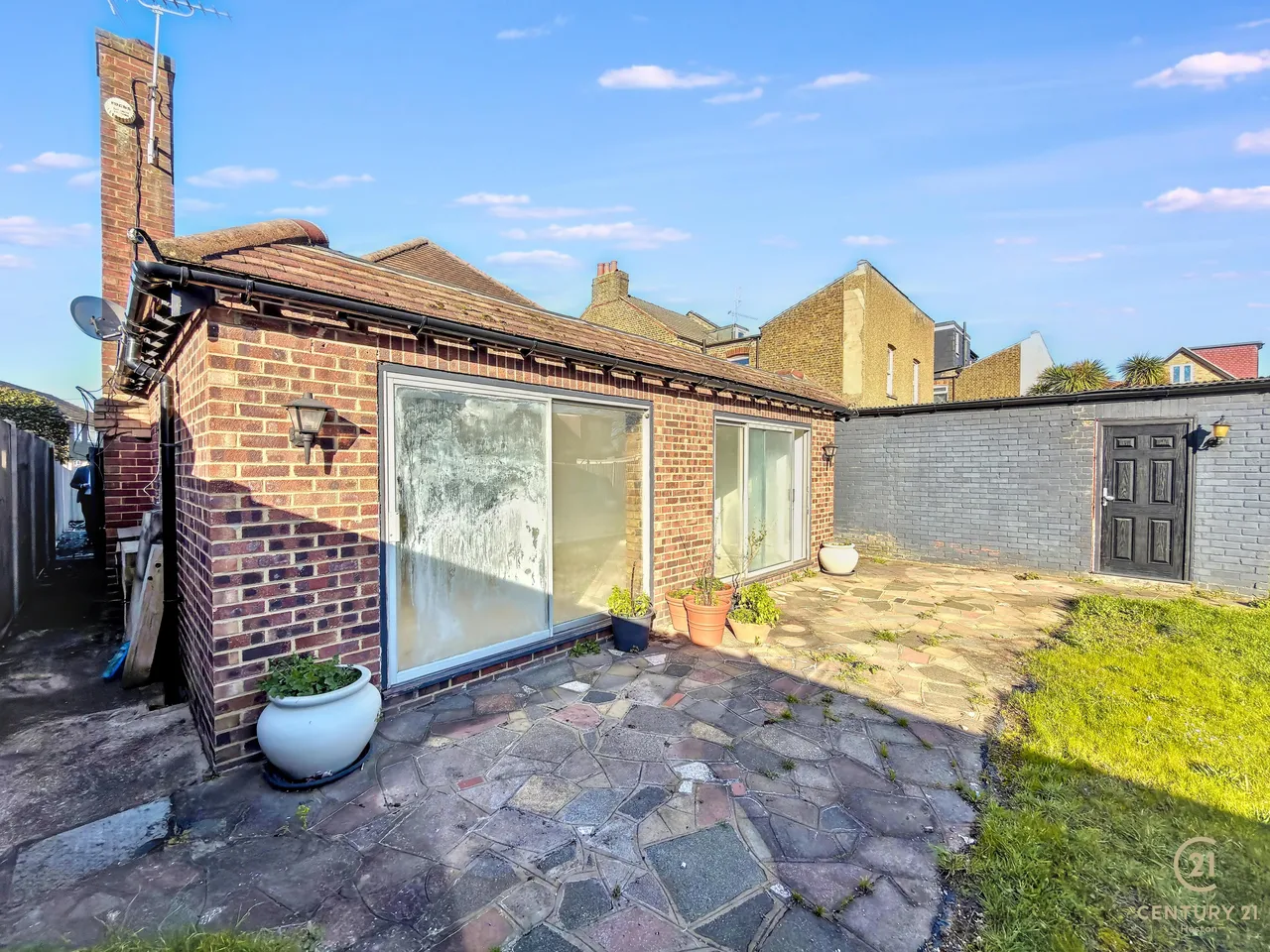 Sutton Road, Hounslow, TW5, photo 16