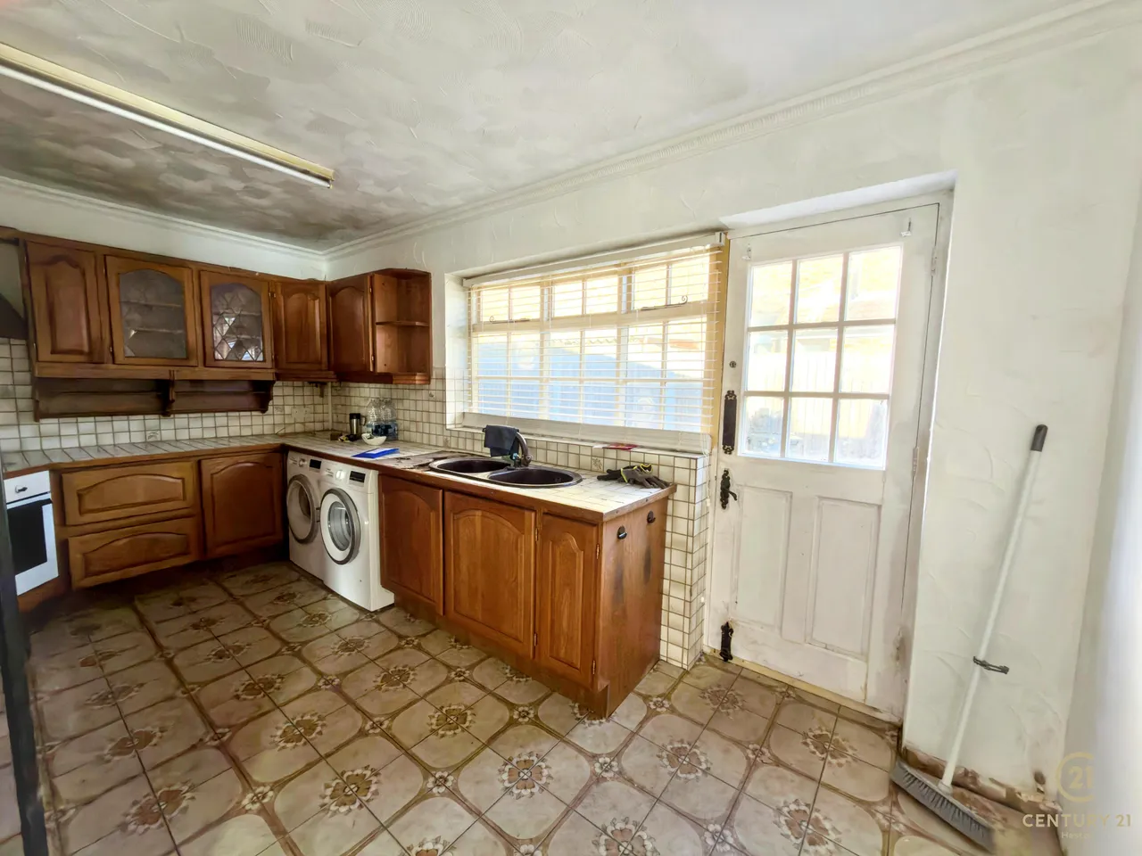 Sutton Road, Hounslow, TW5, photo 7