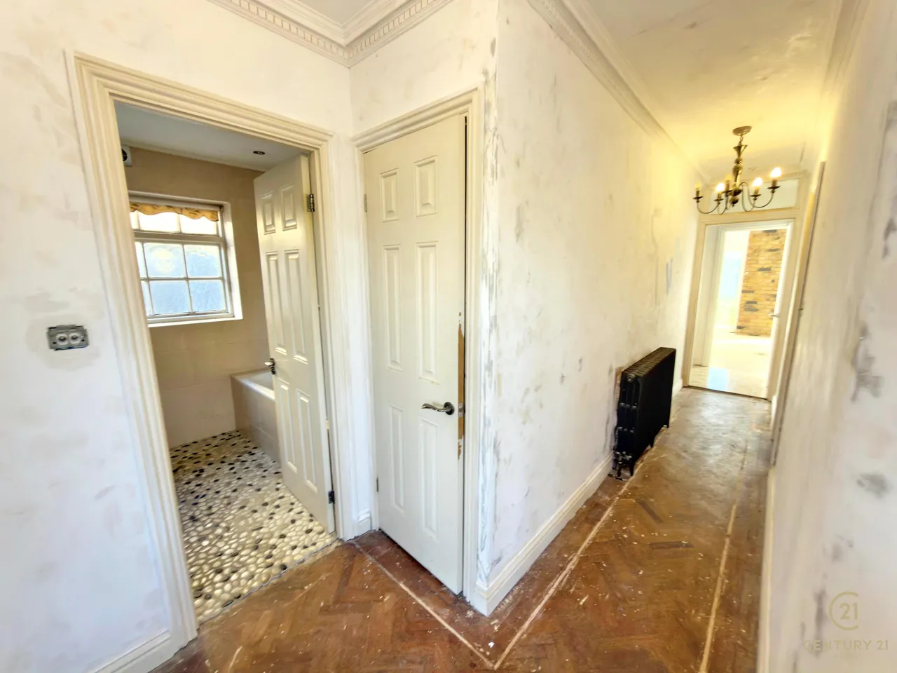 Sutton Road, Hounslow, TW5, photo 2