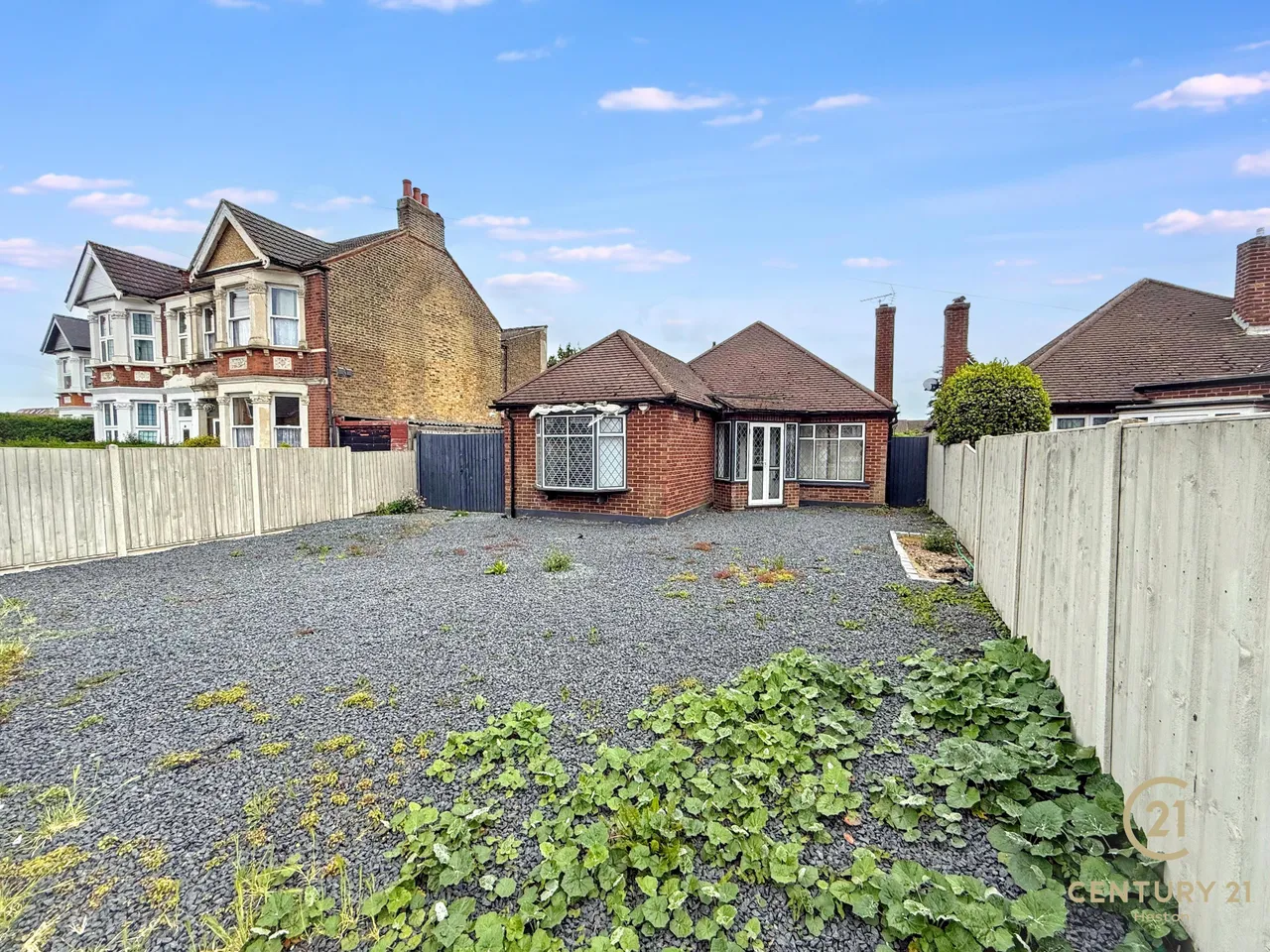 2 bed property for sale, Sutton Road, Hounslow, TW5
