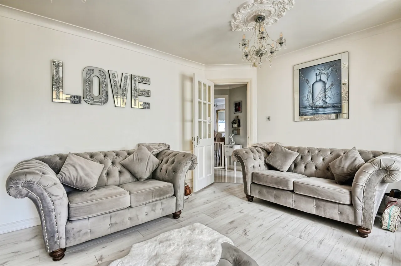 Ludworth Avenue, Marston Green, B37, photo 4