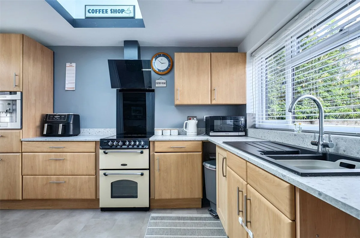 Main Road, Cherhill, SN11, photo 2