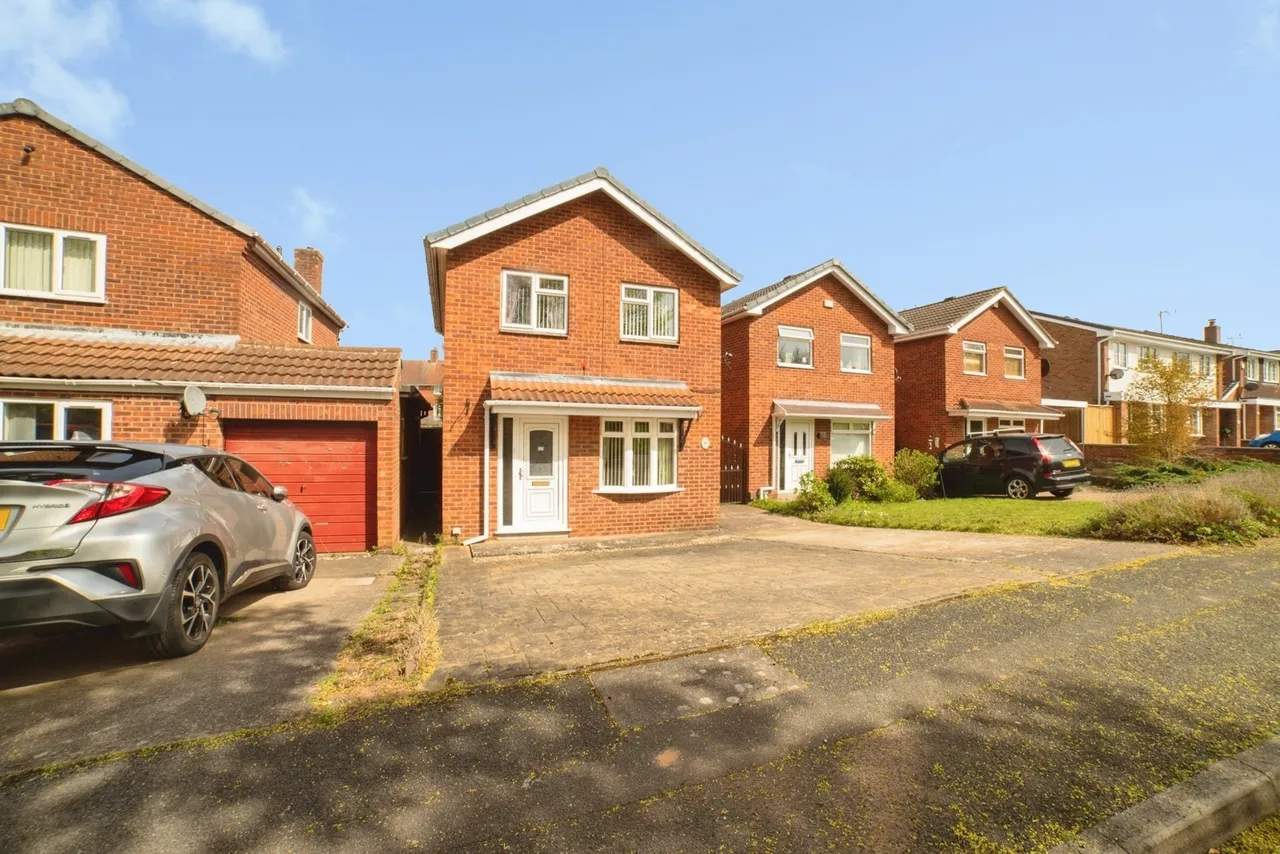 3 bed house for sale — Curzon Close, Rainworth, Mansfield, Nottinghamshire, NG21