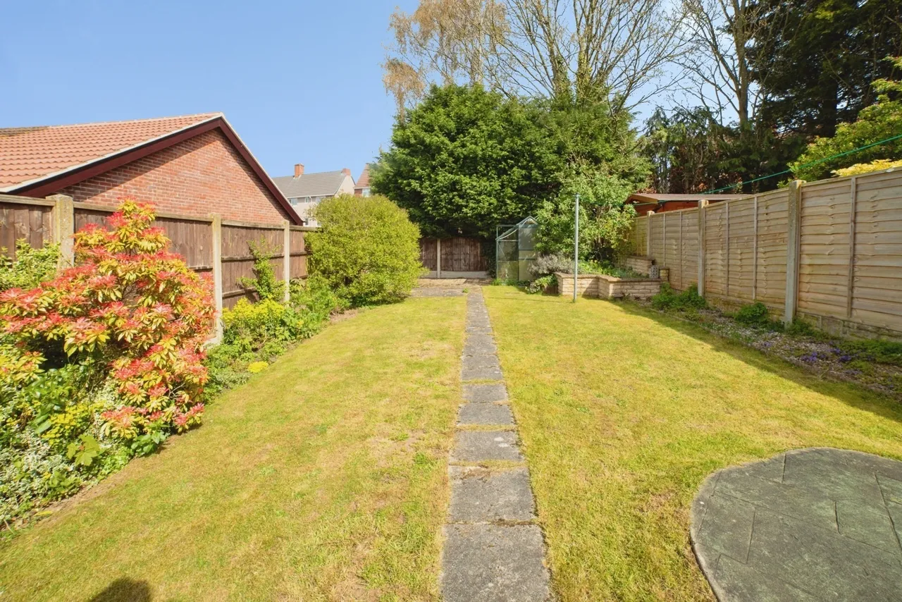 Curzon Close, Rainworth, Mansfield, Nottinghamshire, NG21, photo 17