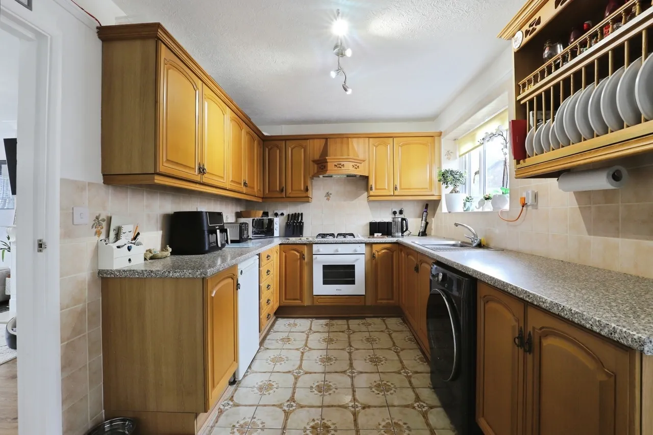 Portland Avenue, Sittingbourne, Kent, ME10, photo 10