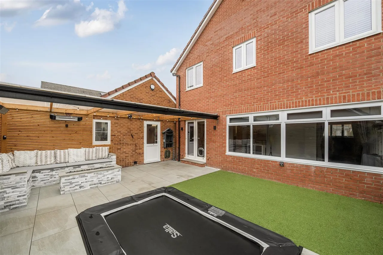 Alnwick Road, Trowbridge, BA14, photo 20