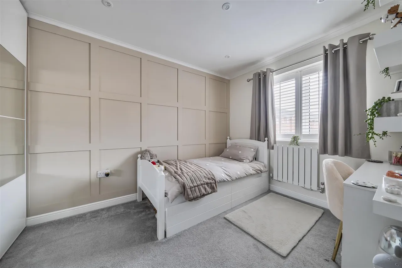Alnwick Road, Trowbridge, BA14, photo 10