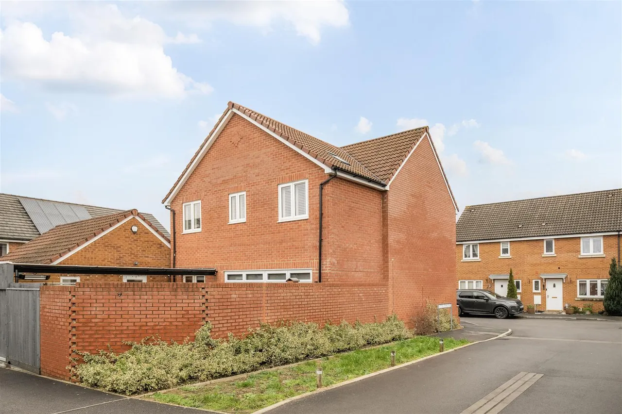 Alnwick Road, Trowbridge, BA14, photo 22