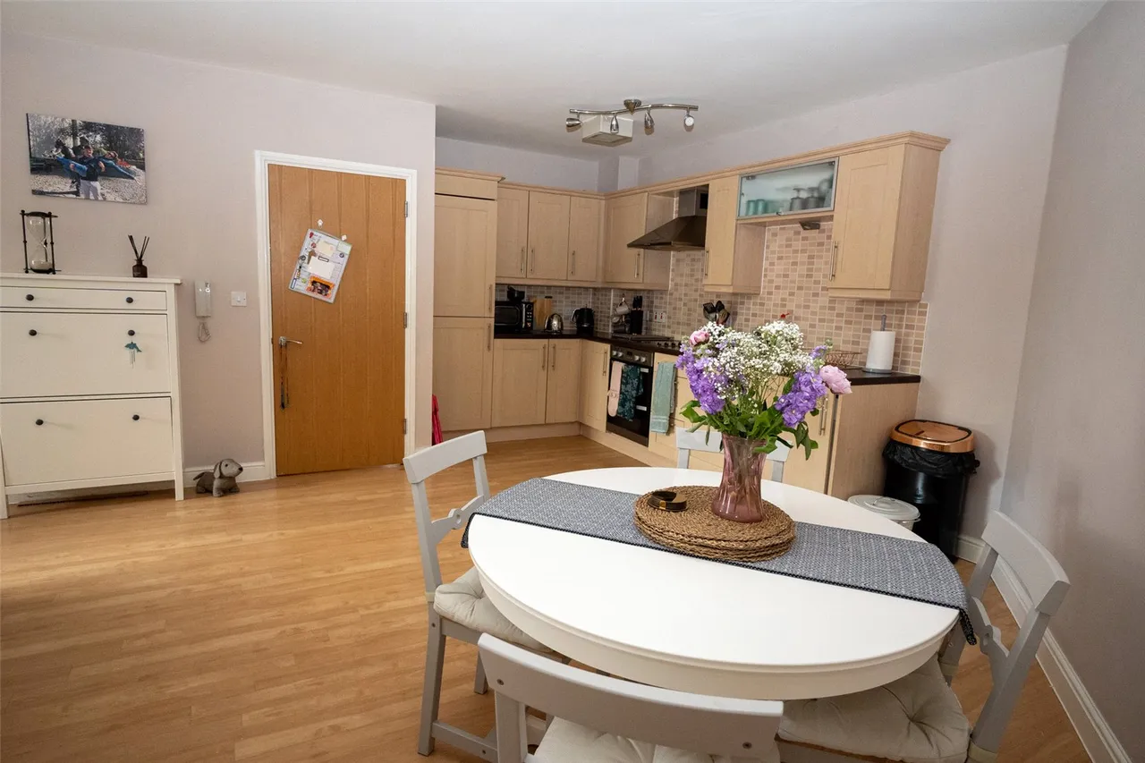 Middlepark Drive, Northfield, Birmingham, West Midlands, B31 2FQ, photo 7