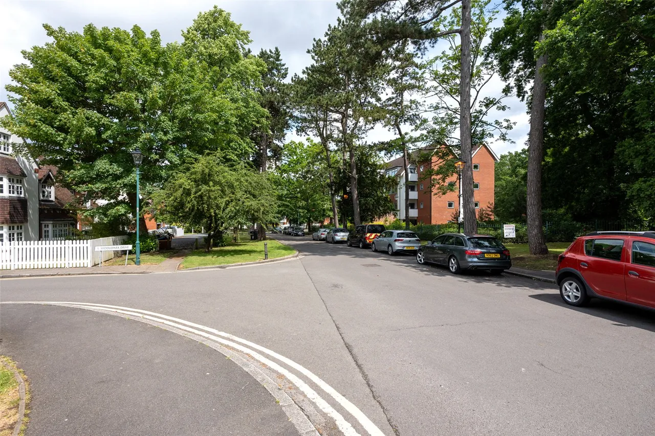 Middlepark Drive, Northfield, Birmingham, West Midlands, B31 2FQ, photo 12