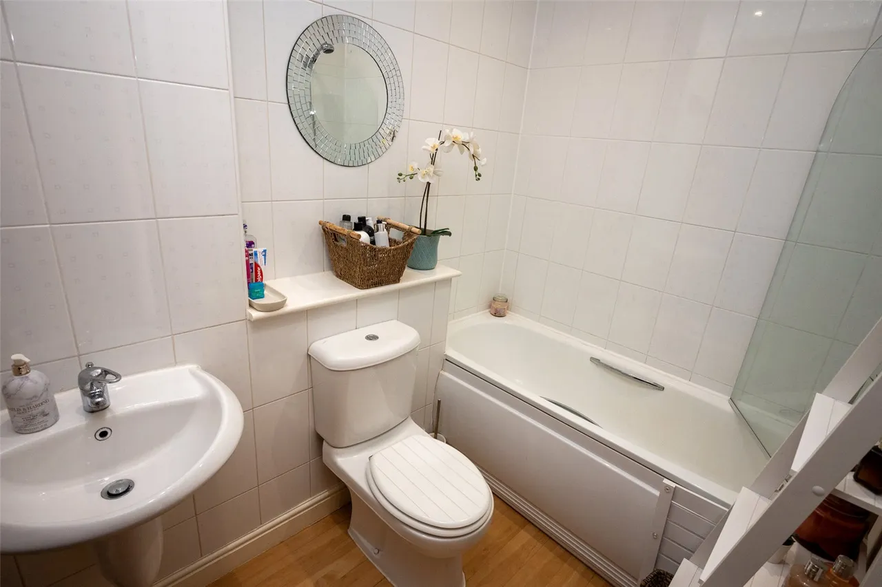 Middlepark Drive, Northfield, Birmingham, West Midlands, B31 2FQ, photo 9