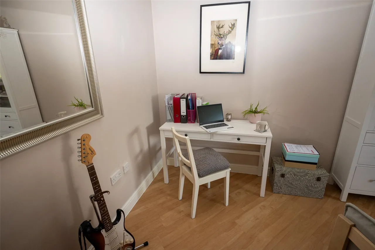 Middlepark Drive, Northfield, Birmingham, West Midlands, B31 2FQ, photo 6