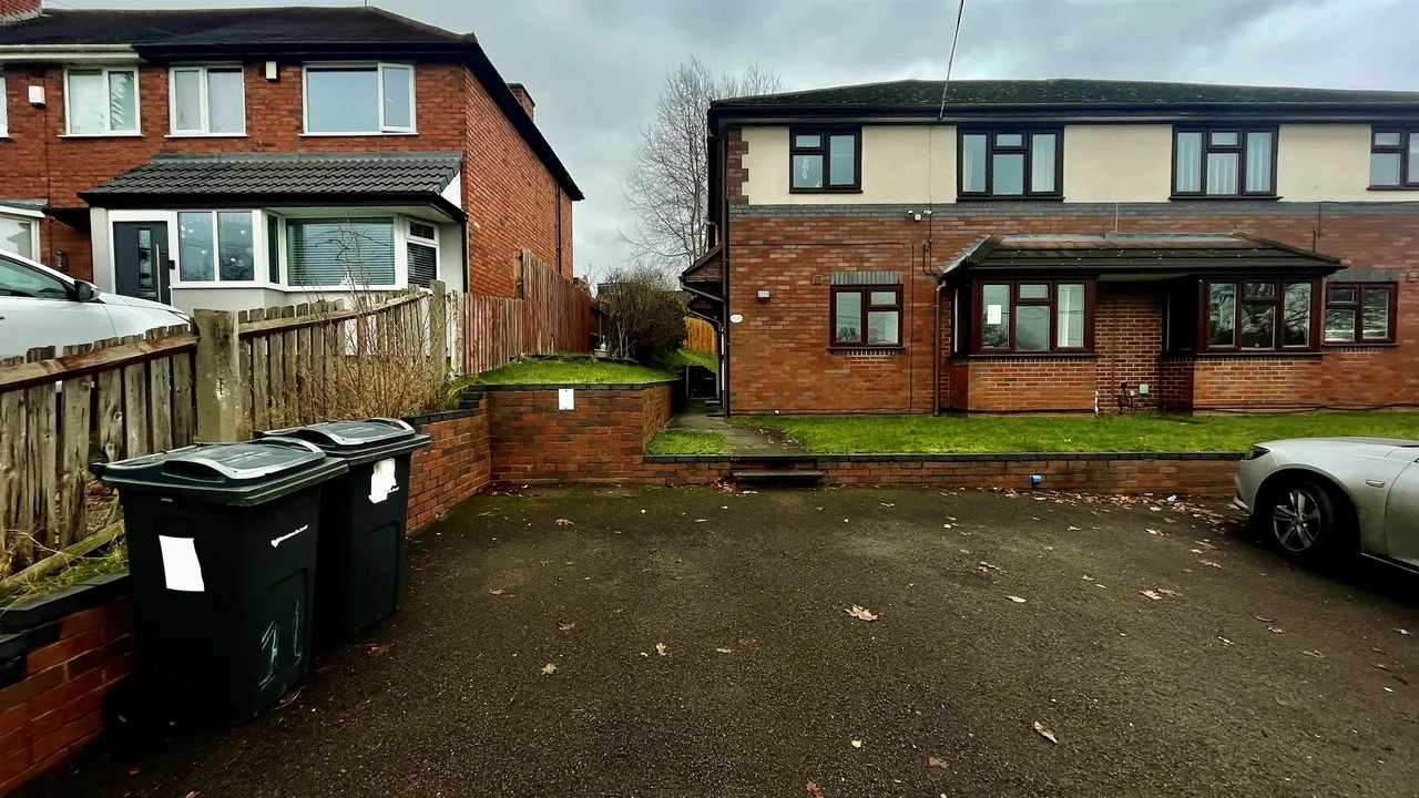 Sandy Lane, Great Barr, Birmingham, photo 7