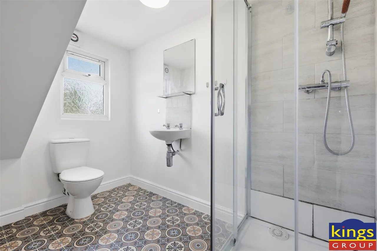 Rushbrook Crescent, London, photo 16