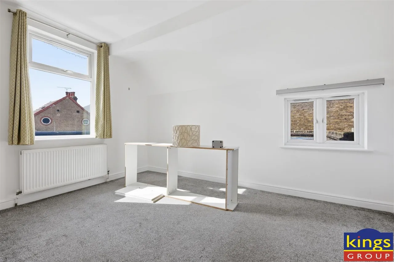 Rushbrook Crescent, London, photo 11