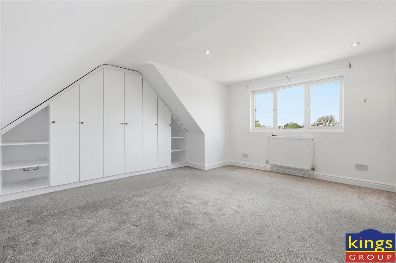 Rushbrook Crescent, London, photo 13