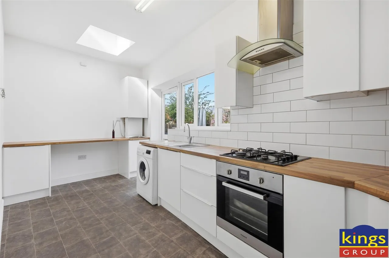 Rushbrook Crescent, London, photo 4