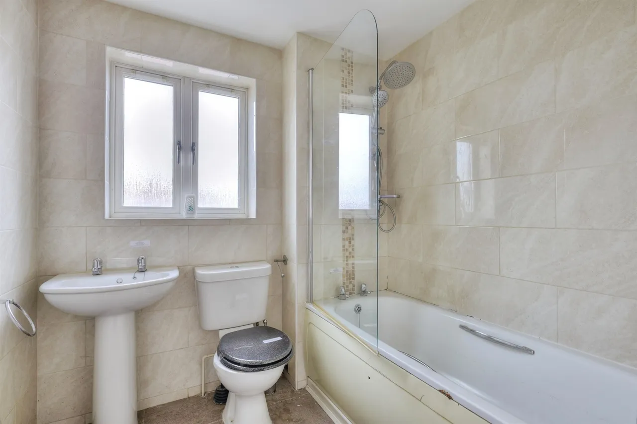 Summerlee Road, Finedon, Wellingborough, photo 9