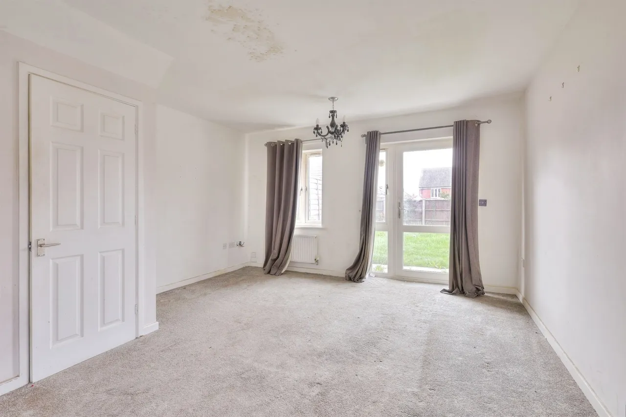 Summerlee Road, Finedon, Wellingborough, photo 2