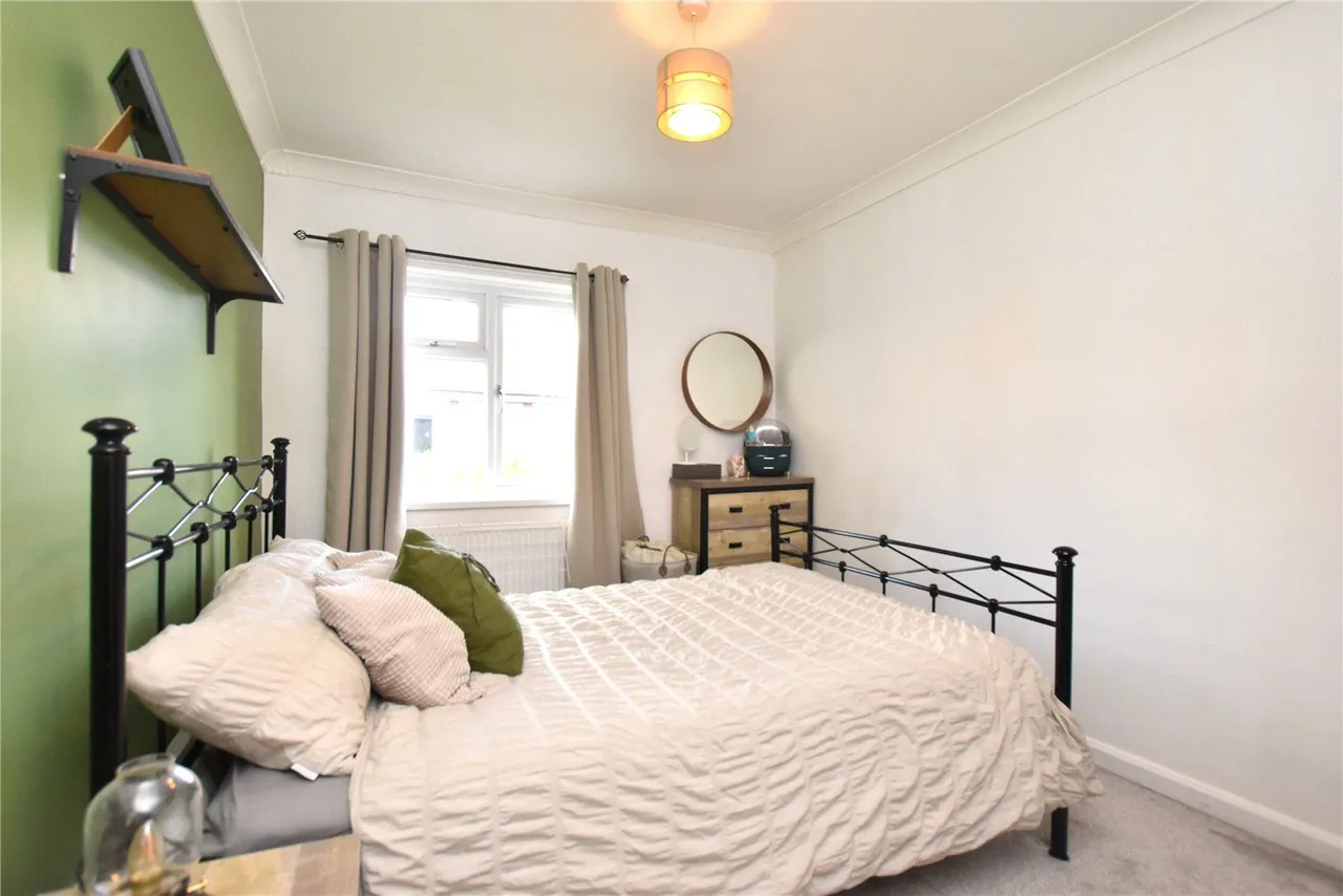 Lilythorne Avenue, Bradford, BD10, photo 12